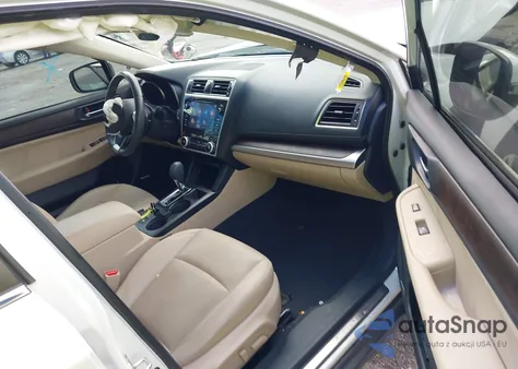 2019 Subaru Outback 2.5I Limited z USA, uszkodzony, nr VIN 4S4BSANC2K3234326